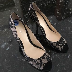 Nine West black lace high heels